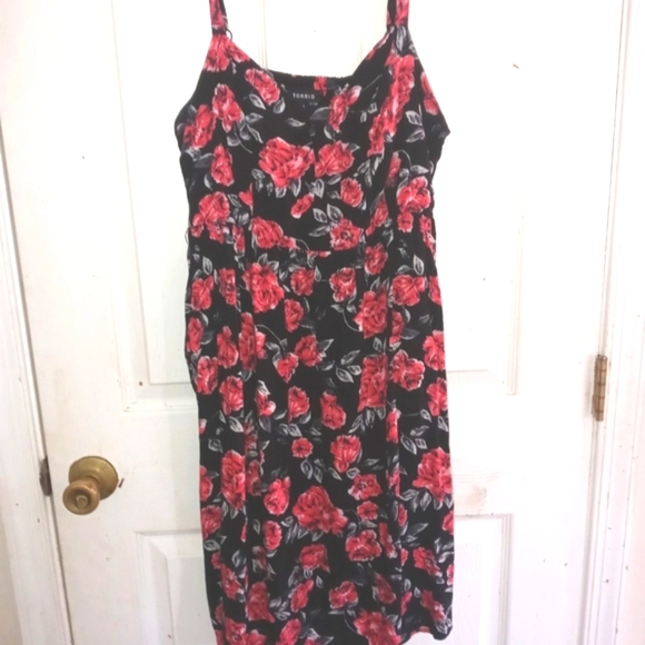 torrid Dresses & Skirts - Torrid Floral Sun Dress